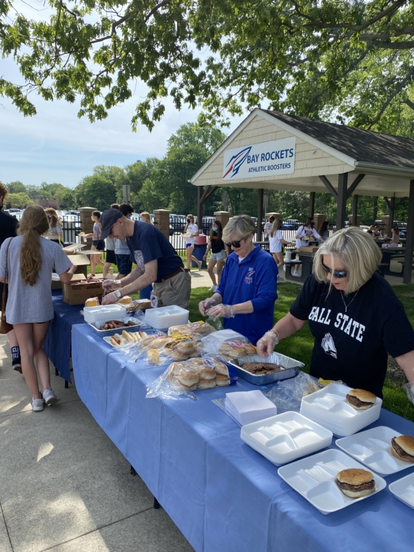 Senior Field Day Bay Alumni Foundation